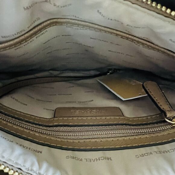 MICHAEL KORS STUDIO Mercer Moss Green Leather Large Convertible Tote Bag - Picture 11 of 13